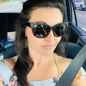 Meet your Posher, Kara